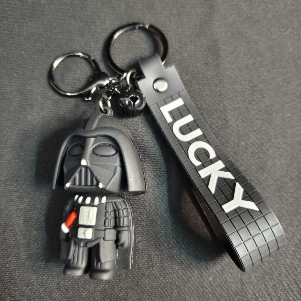 Darth Vader… Star Wars… Figure Keychain