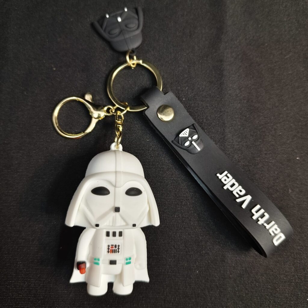 Darth Vader White… Star Wars… Figure Keychain