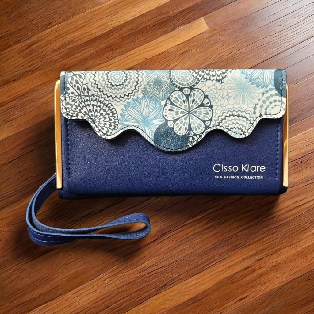 Clsso Klare.. Money Purse.. Slick Design.. Blue