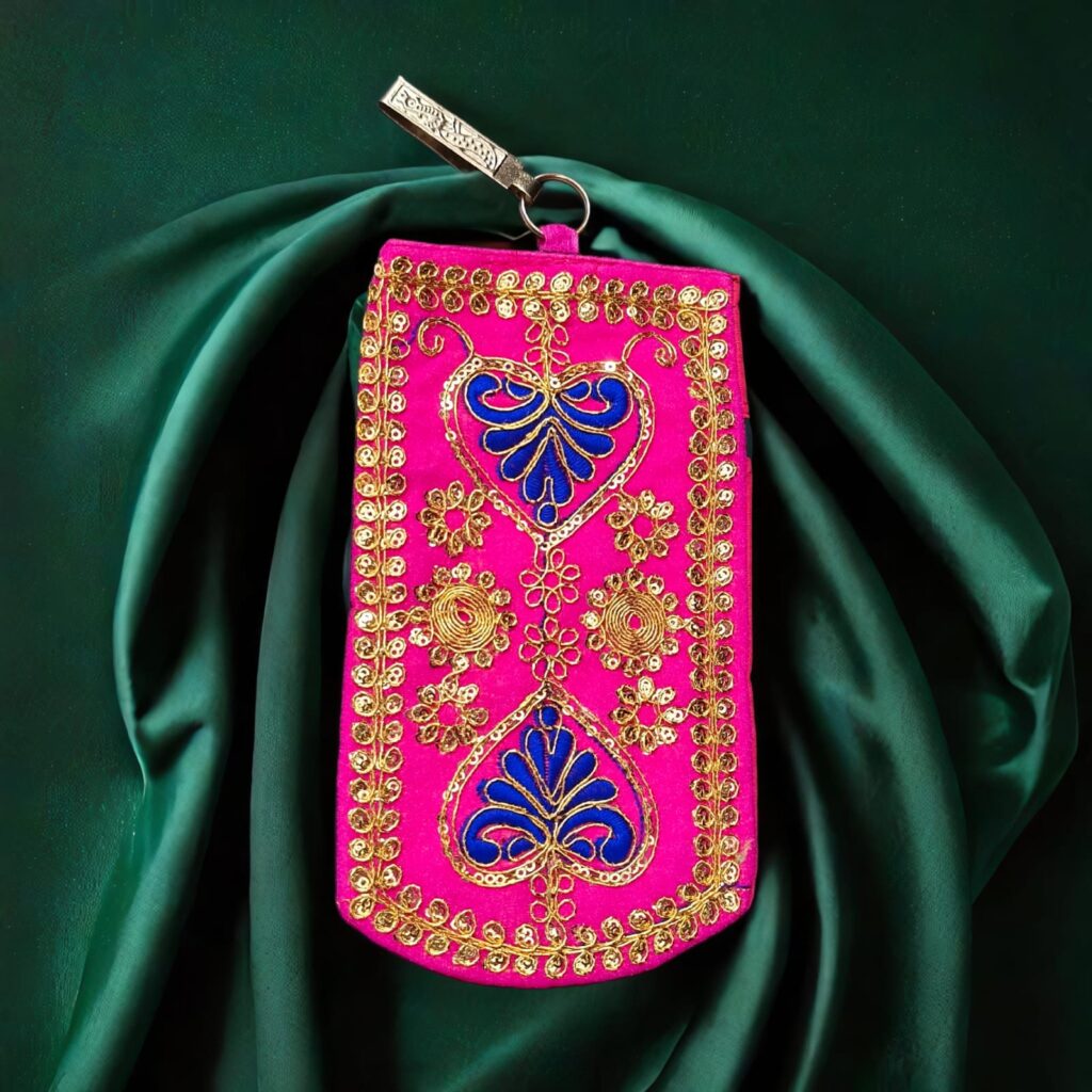 Designer Mobile Pouch