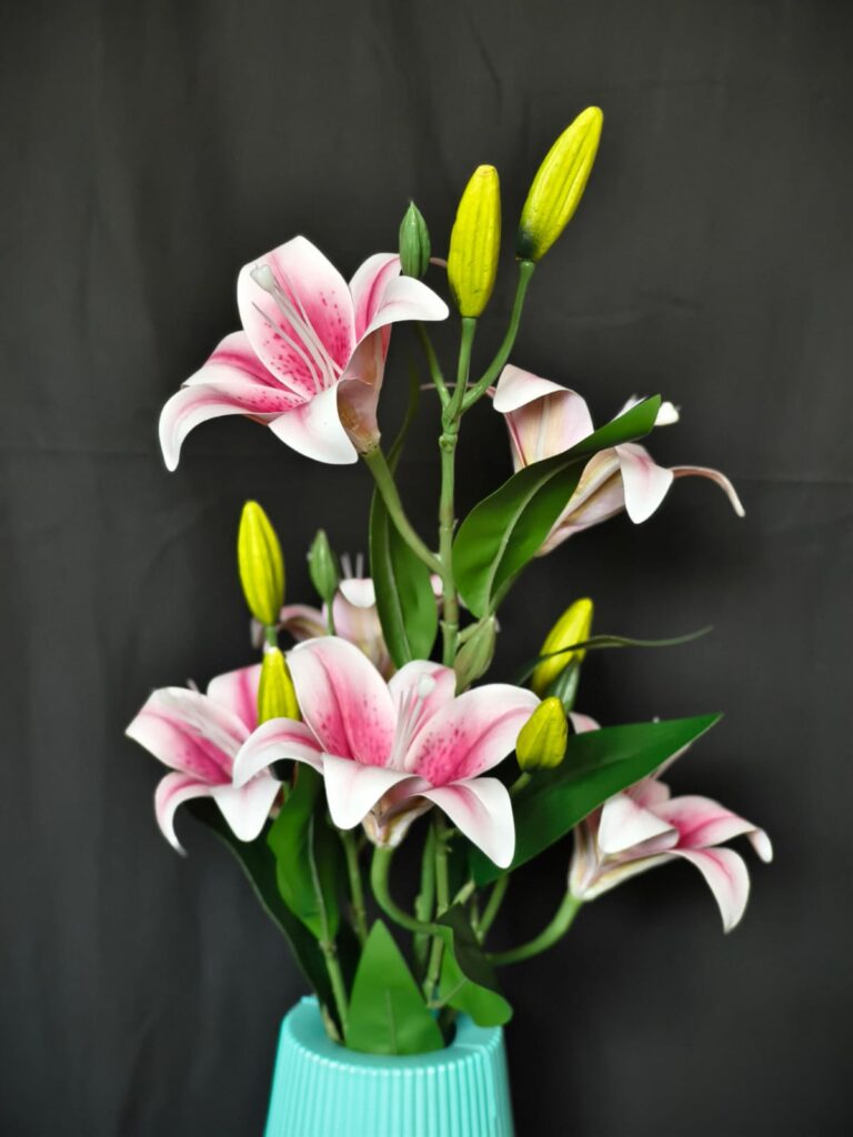 Lily Medium Long Stick.. 1.3ft.