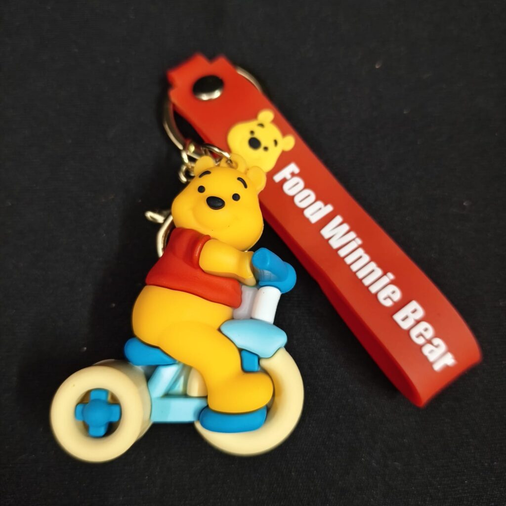 Super Pooh Bear figure keychain